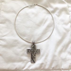 Necklace with detachable cross